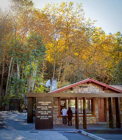 Hogar de las cuevas de Sare